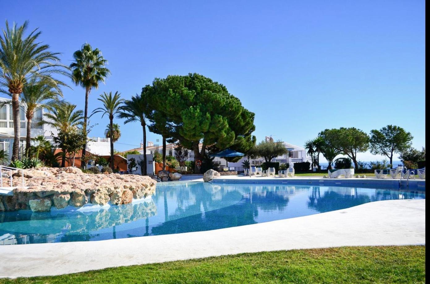 Apartamento Hibiscos, San Juan De Capistrano Nerja Luaran gambar